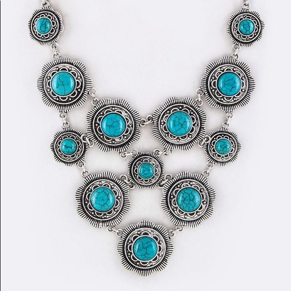 Sale: Pave Stone Disks Necklace Earring Set - Picture 2 of 8